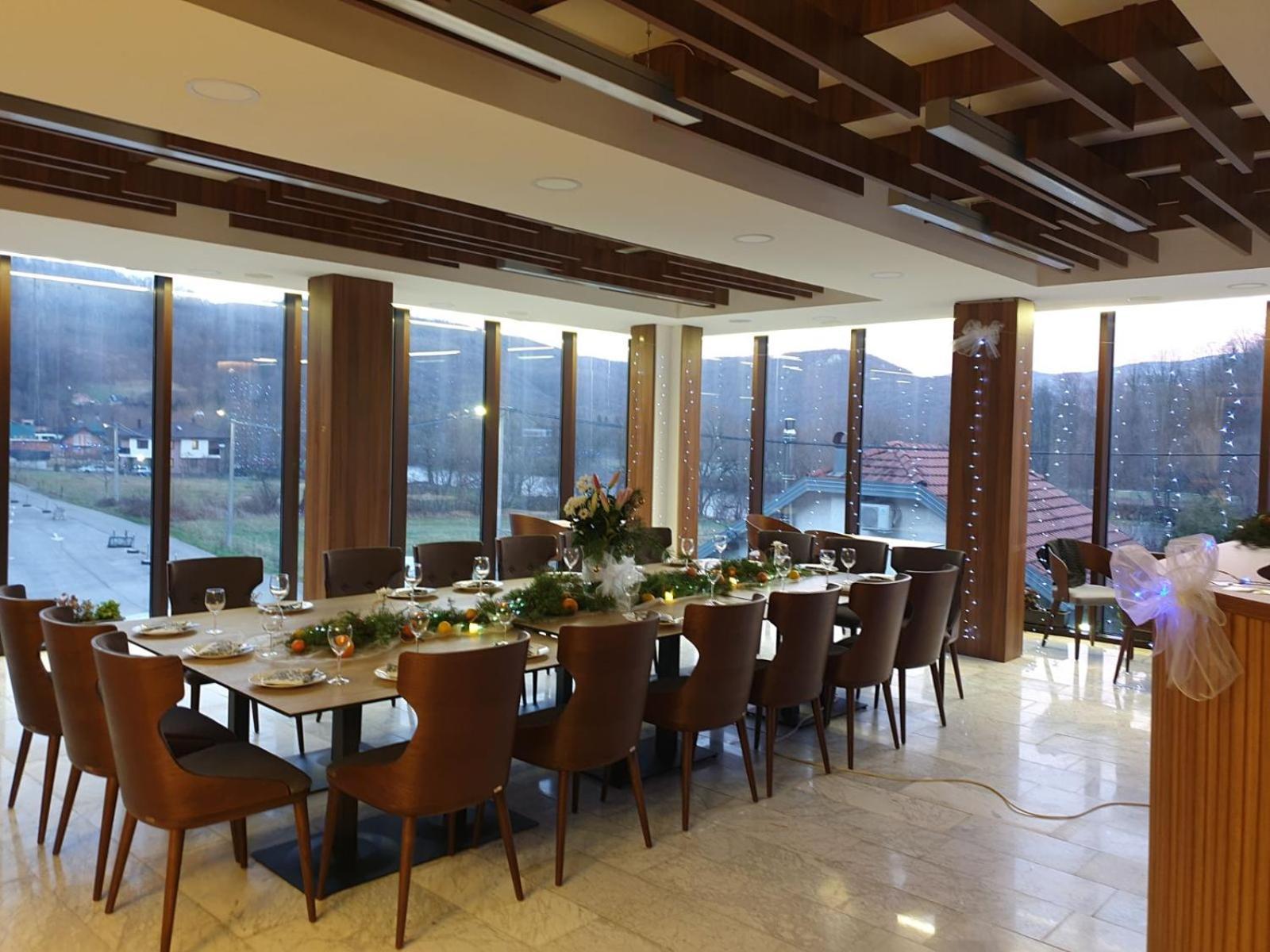 Hotel Lohovo Bihac Exterior photo